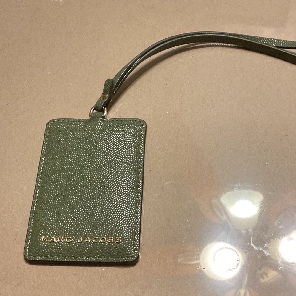 Marc Jacobs Green Card Holder